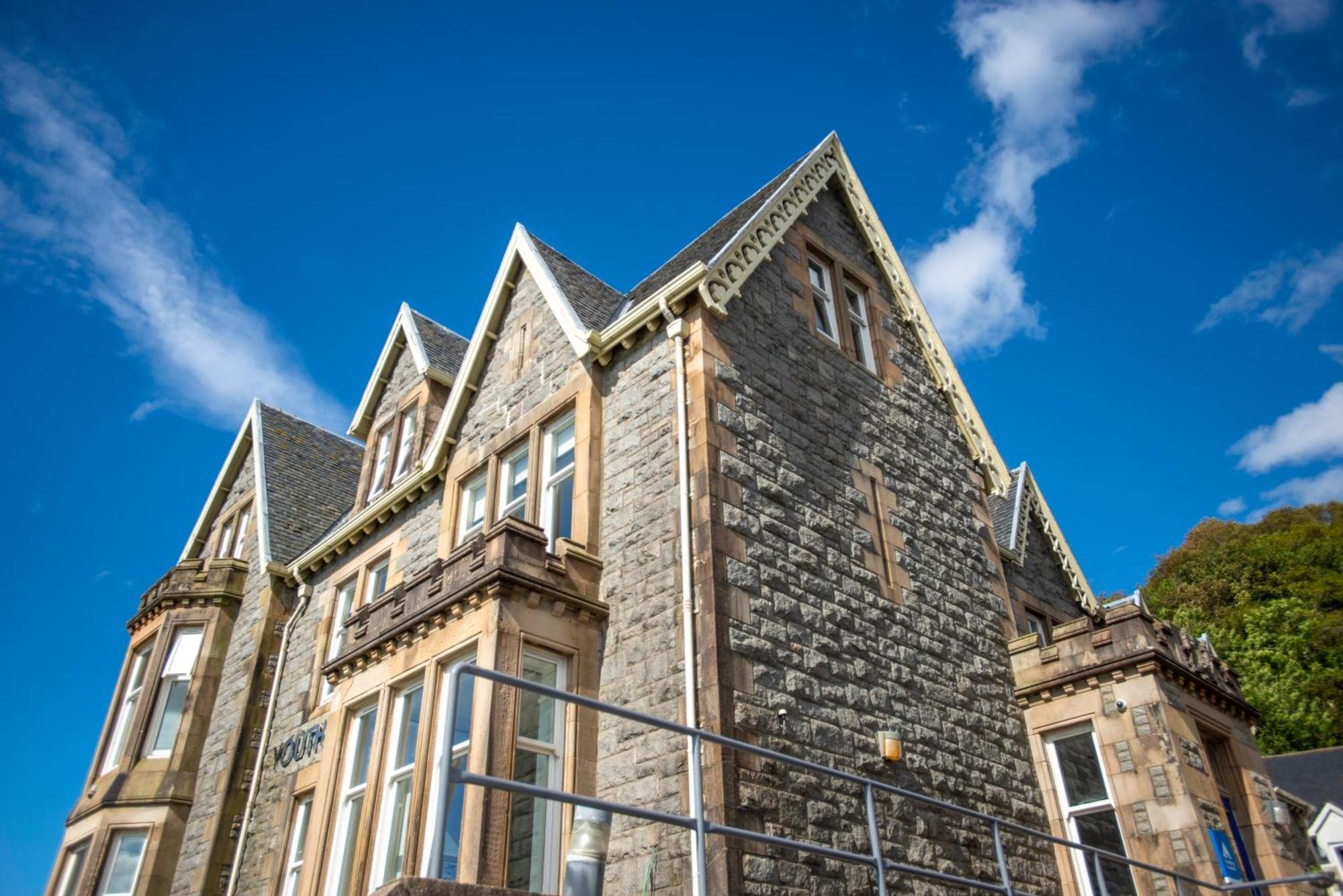 Oban Youth Hostel المظهر الخارجي الصورة The former school building